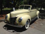 Ford 1940 Ford: Deluxe Convertible Deluxe